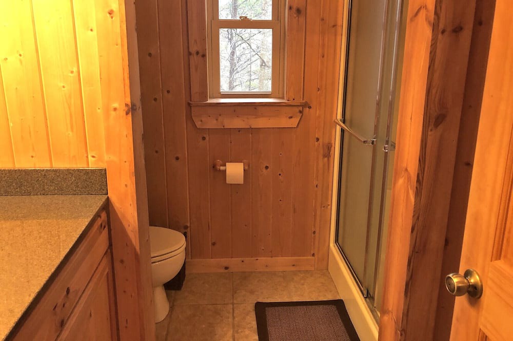 Photo of Bathroom in Sweetbriar Farms