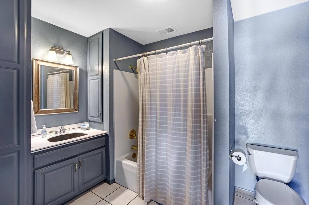 Photo of Bathroom in Topton