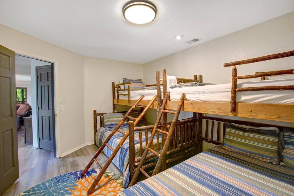 Photo of Bedroom in Topton