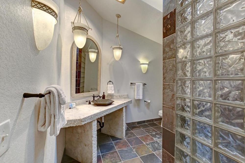 Photo of Bathroom in Topton