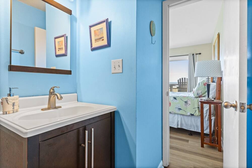 Photo of Bathroom in Caswell Beach