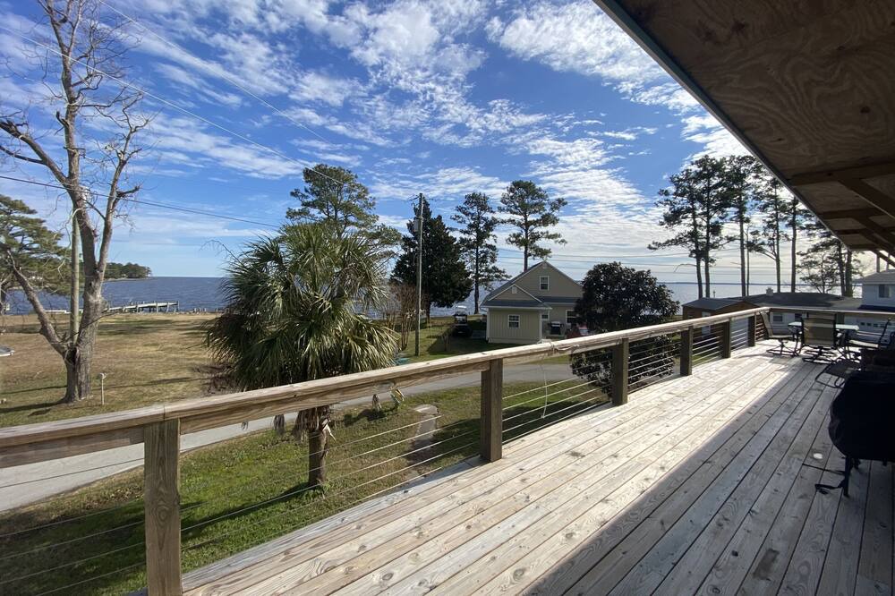 Photo of Patio Balcony in Minnesott Beach