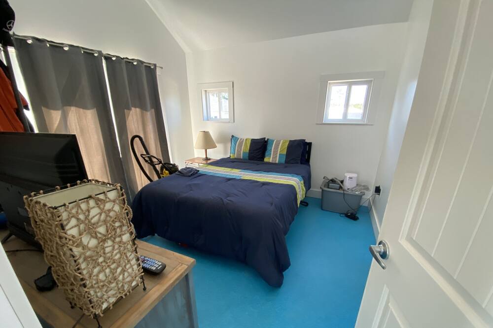 Photo of Bedroom in Minnesott Beach