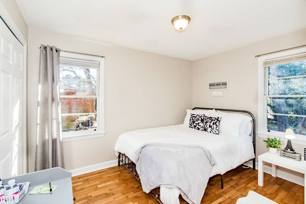 Photo of Bedroom in Fayetteville