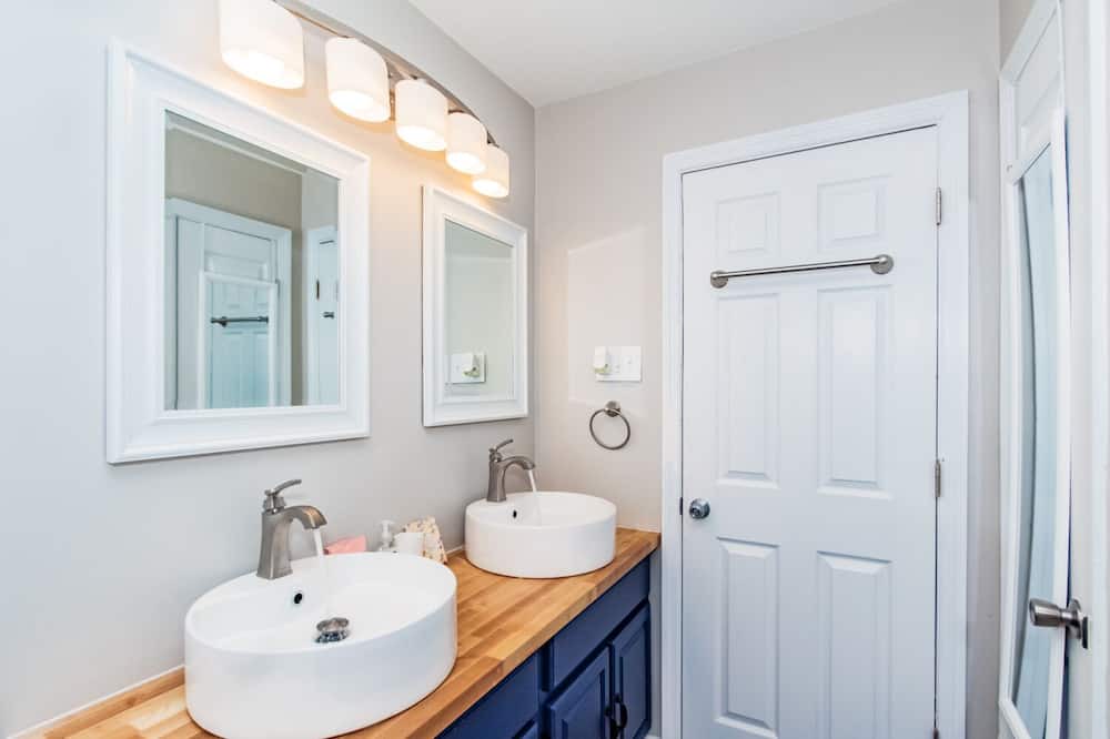 Photo of Bathroom in Fayetteville