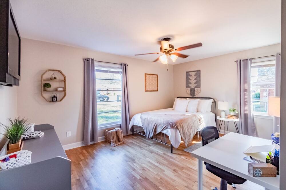 Photo of Bedroom in Fayetteville