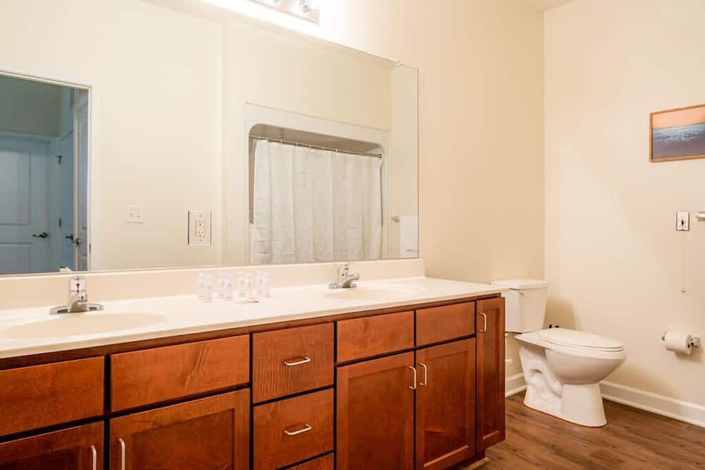 Photo of Bathroom in SouthPark