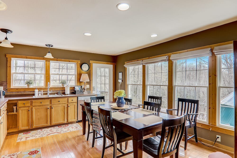 Photo of Kitchen in Swannanoa
