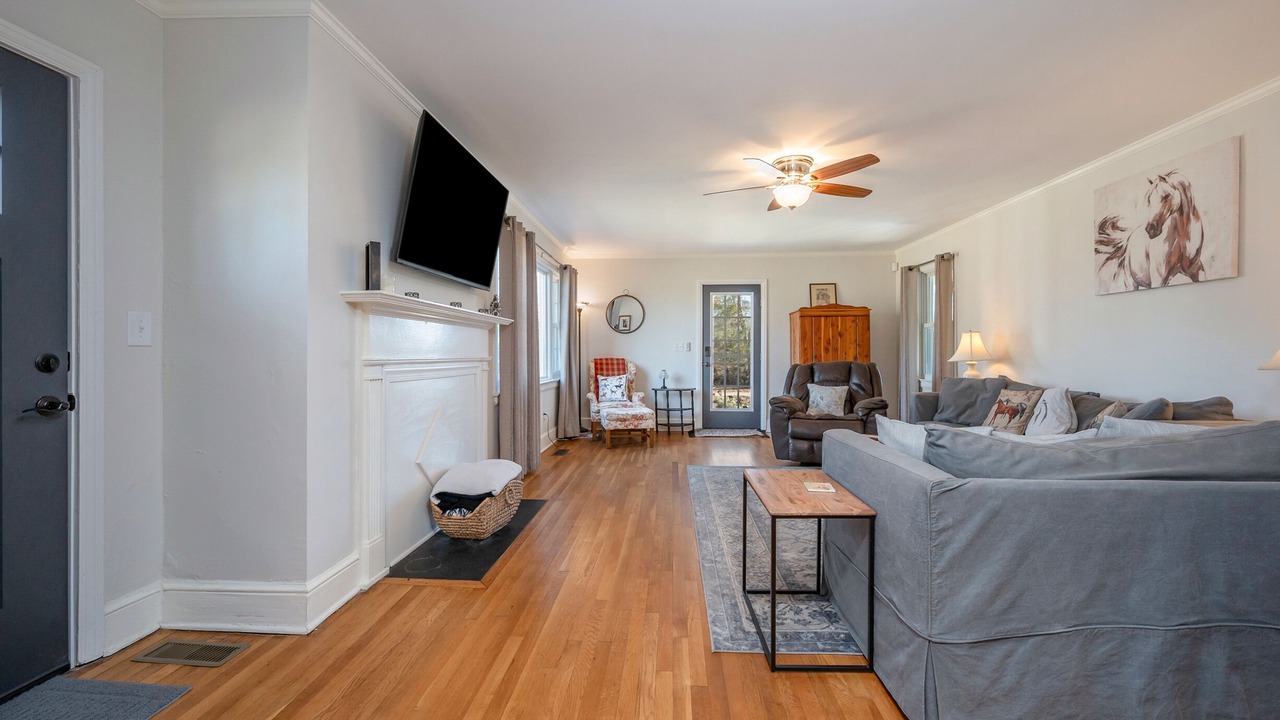 Photo of Livingroom in Columbus