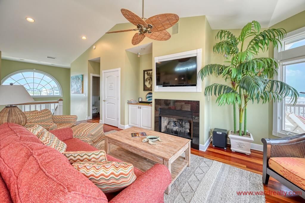 Photo of Livingroom in Topsail Beach