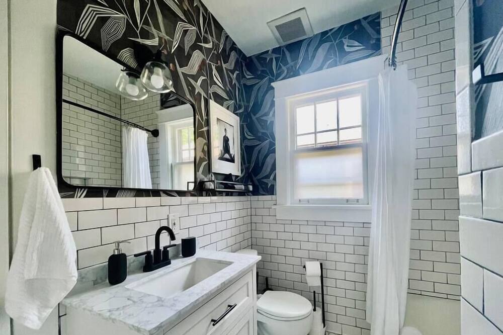 Photo of Bathroom in East Hill