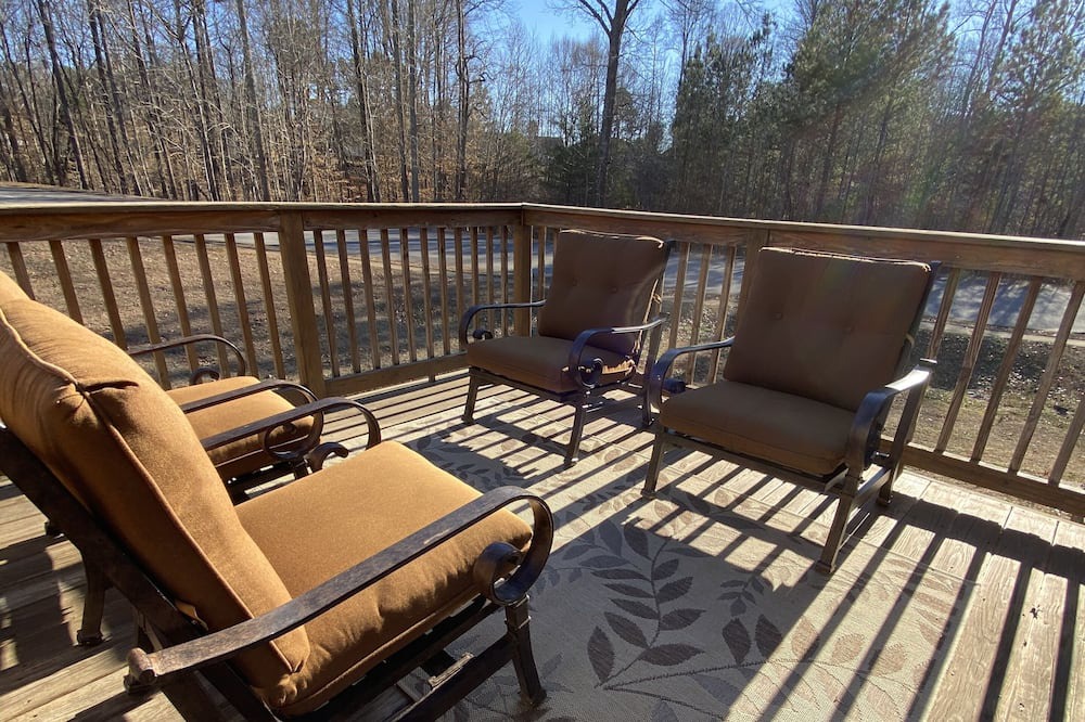 Photo of Patio Balcony in Troutman