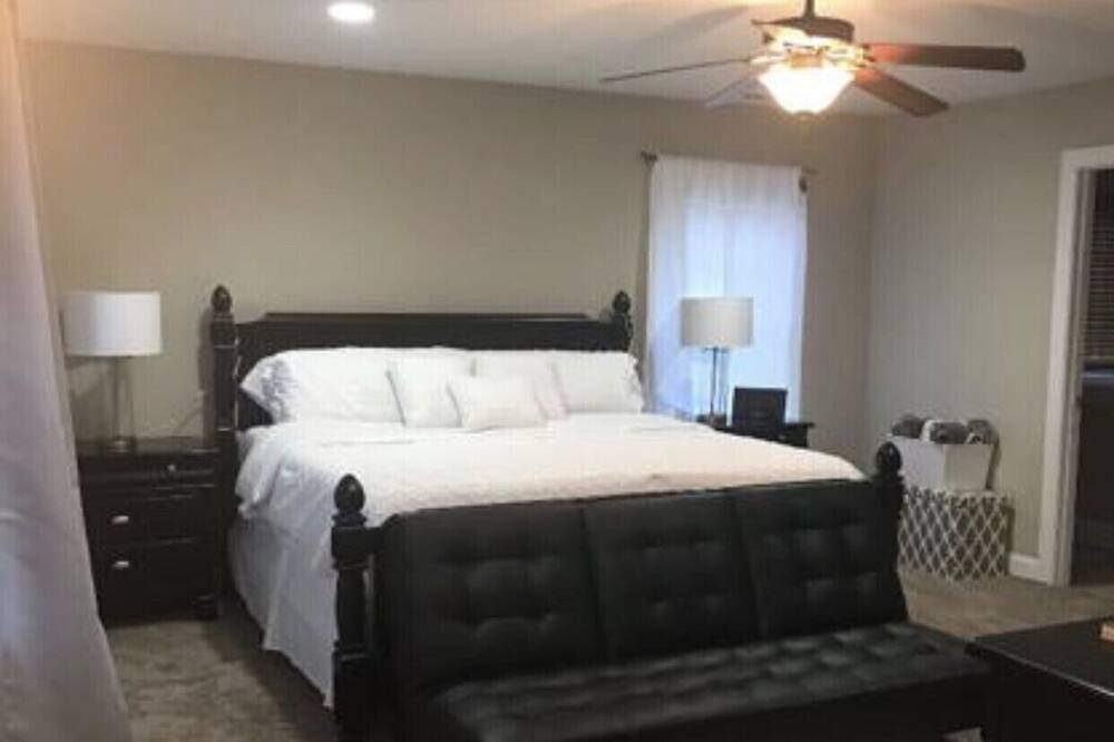 Photo of Bedroom in Waxhaw