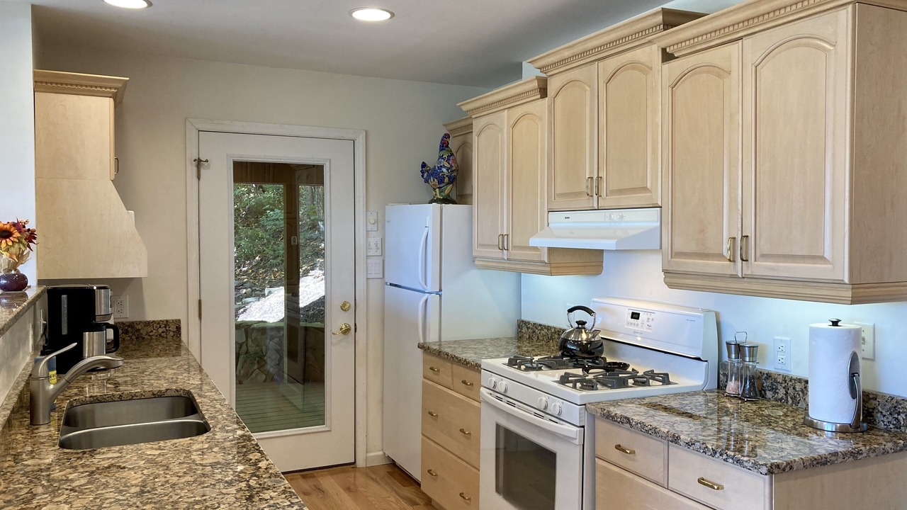 Photo of Kitchen in Laurel Ridge