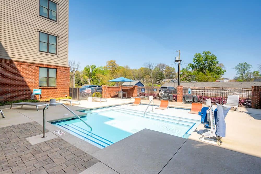 Photo of Outdoor in Plaza Midwood