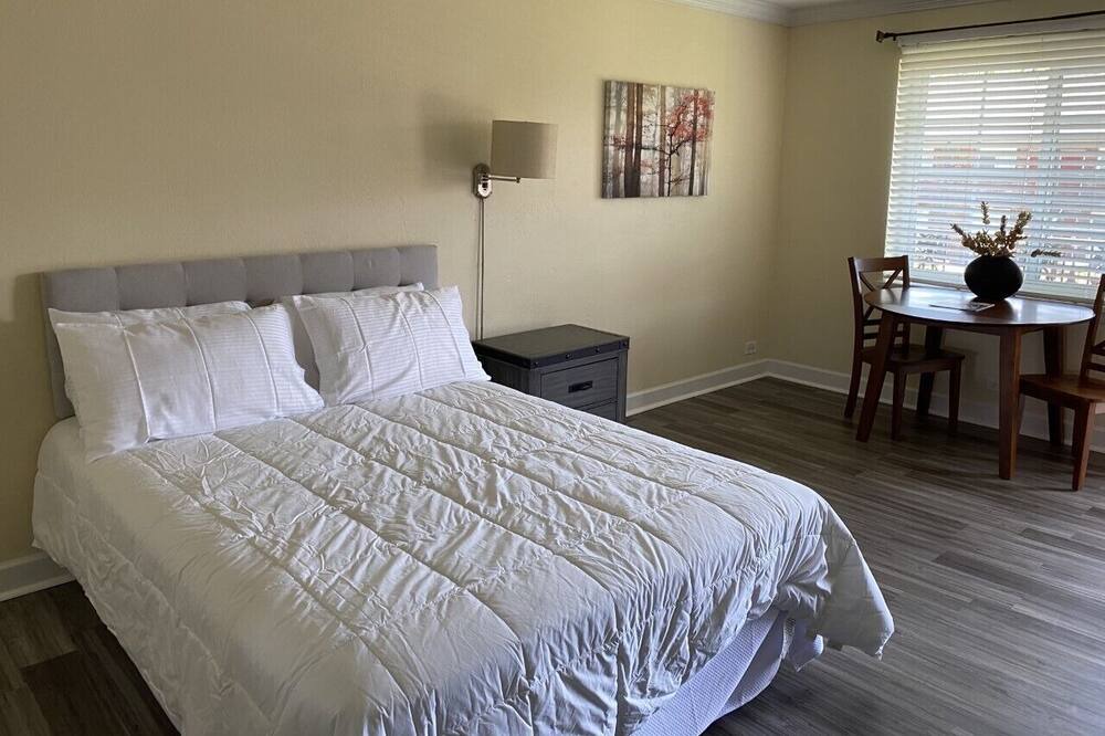 Photo of Bedroom in Sheffield Park