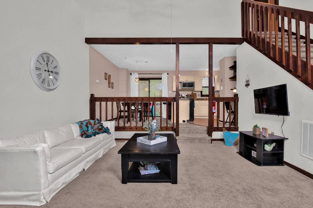 Photo of Livingroom in Westover