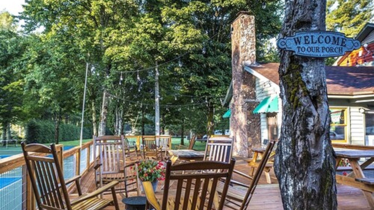 Photo of Outdoor in Pineola