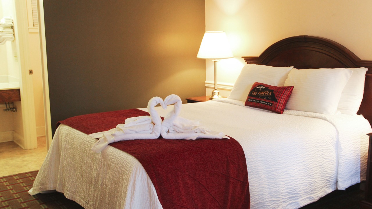 Photo of Bedroom in Pineola