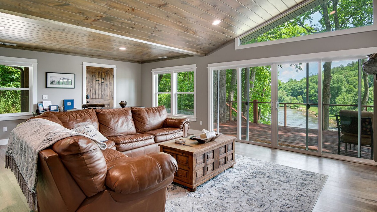 Photo of Livingroom in Franklin