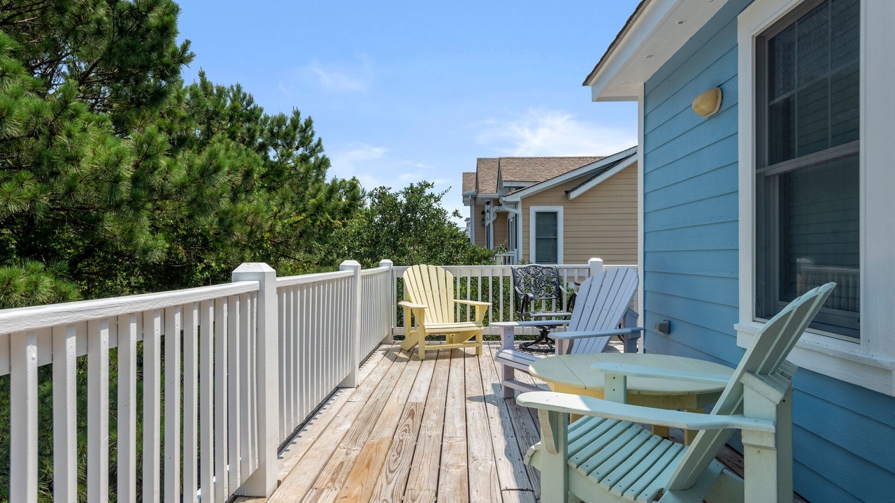 Photo of Outdoor in Corolla Light