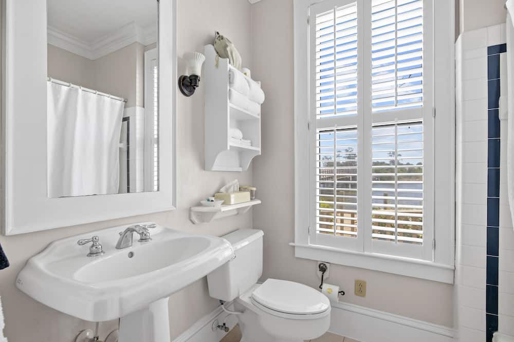 Photo of Bathroom in Historic Downtown Manteo