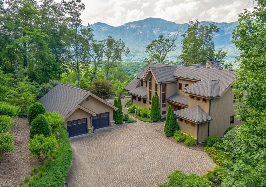 Photo of Outdoor in Lake Lure