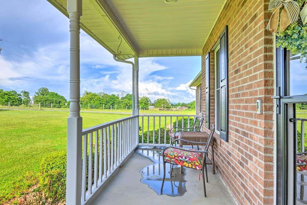 Photo of Patio Balcony in Mount Airy