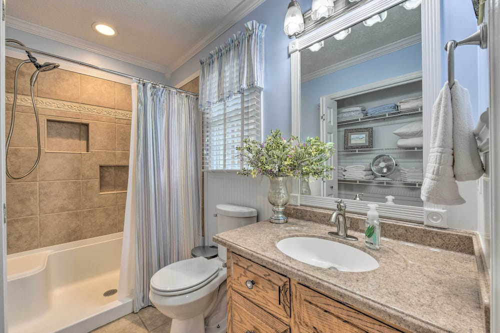 Photo of Bathroom in Mount Airy