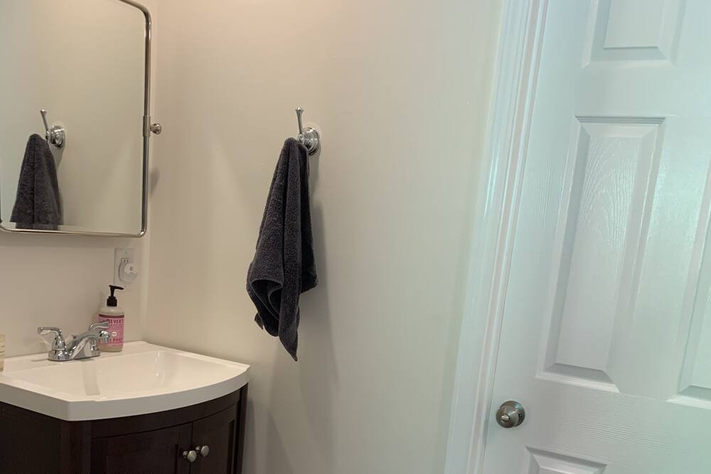 Photo of Bathroom in Smithville