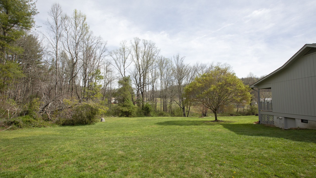 Photo of Outdoor in Hendersonville