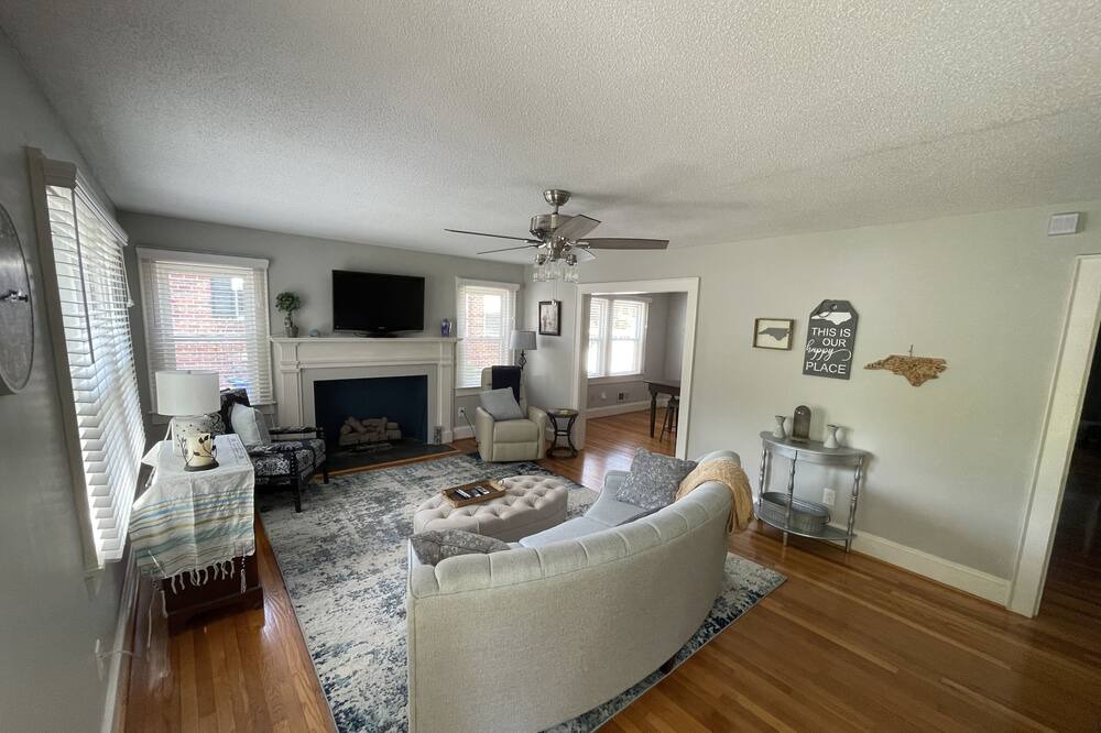 Photo of Livingroom in Lincolnton