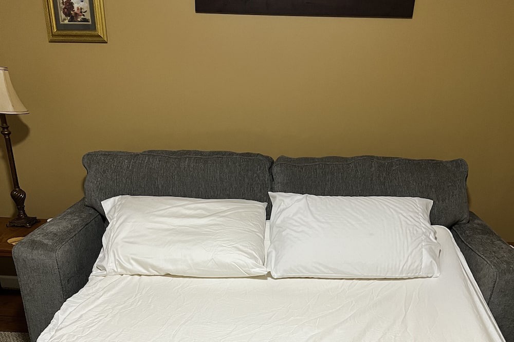 Photo of Bedroom in Oakley