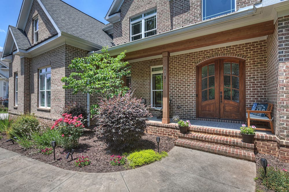 Photo of Outdoor in Huntersville