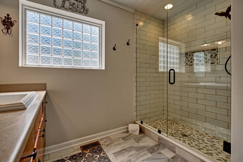 Photo of Bathroom in Scaly Mountain