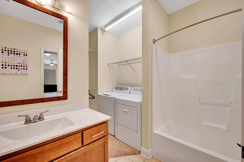 Photo of Bathroom in Wesley Heights