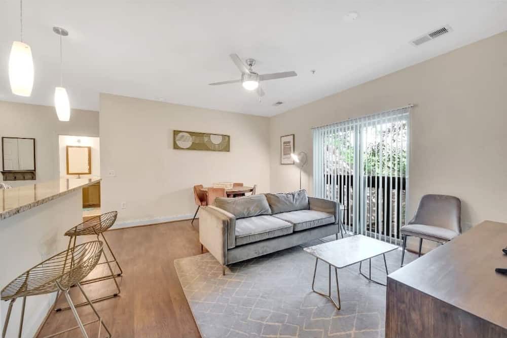 Photo of Bedroom in Plaza Midwood
