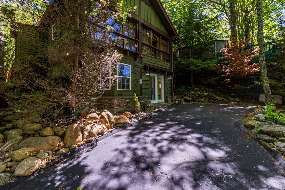 Photo of Others in Lake Toxaway