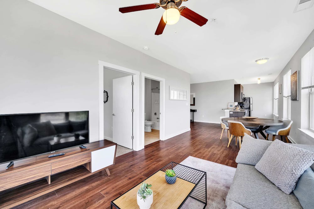 Photo of Bedroom in Plaza Midwood