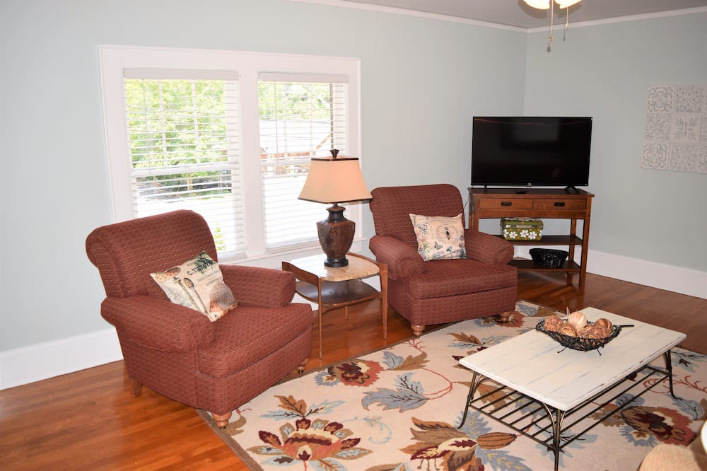 Photo of Livingroom in Lincolnton