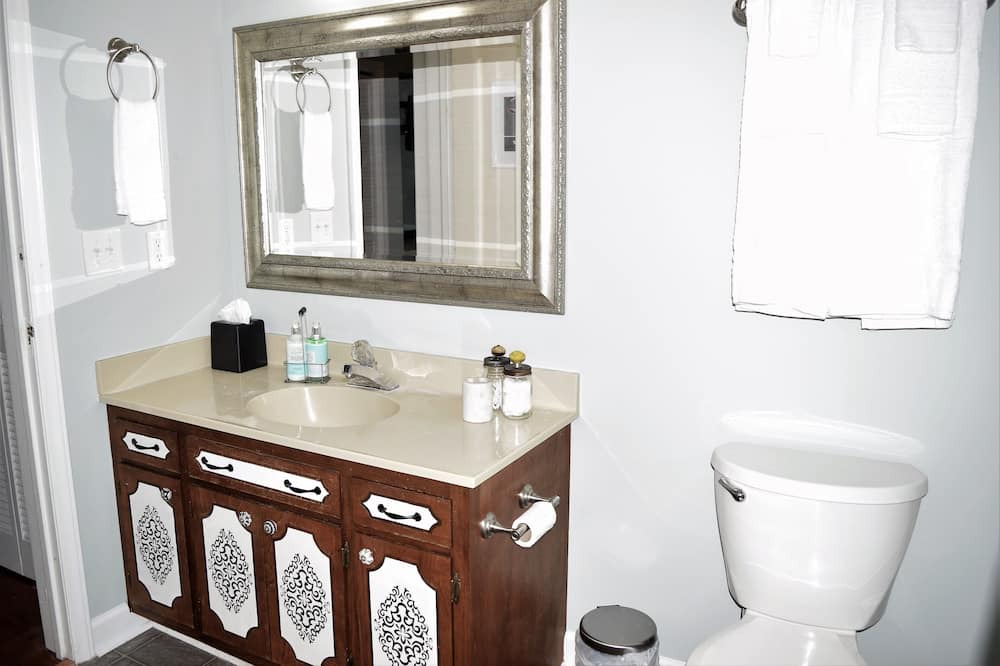 Photo of Bathroom in Lincolnton