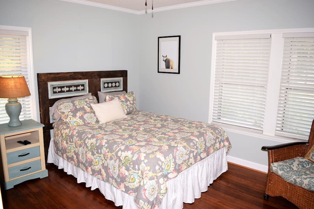 Photo of Bedroom in Lincolnton
