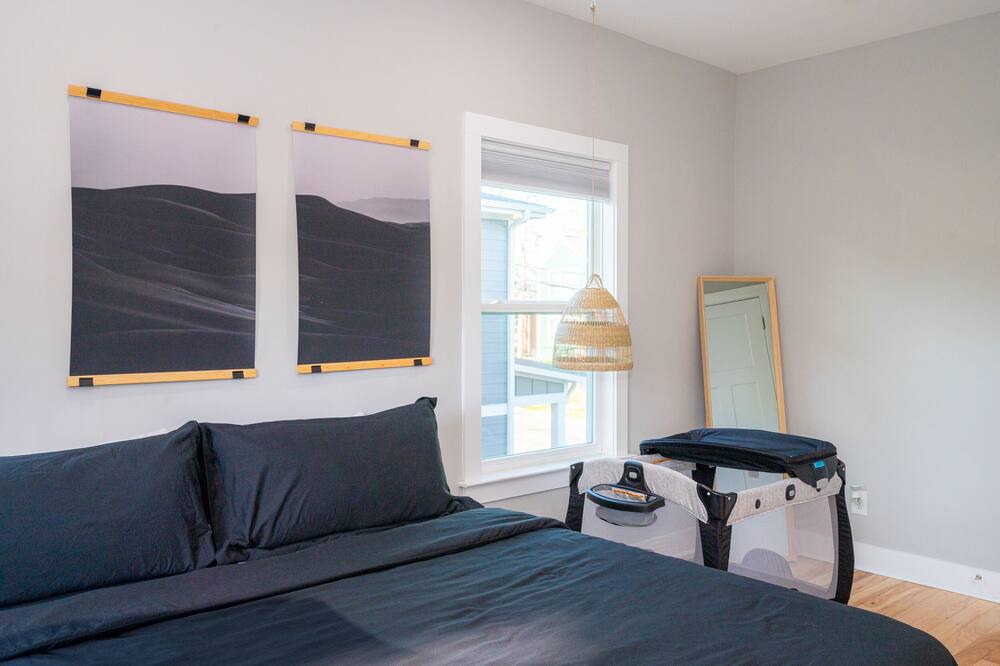 Photo of Bedroom in Downtown