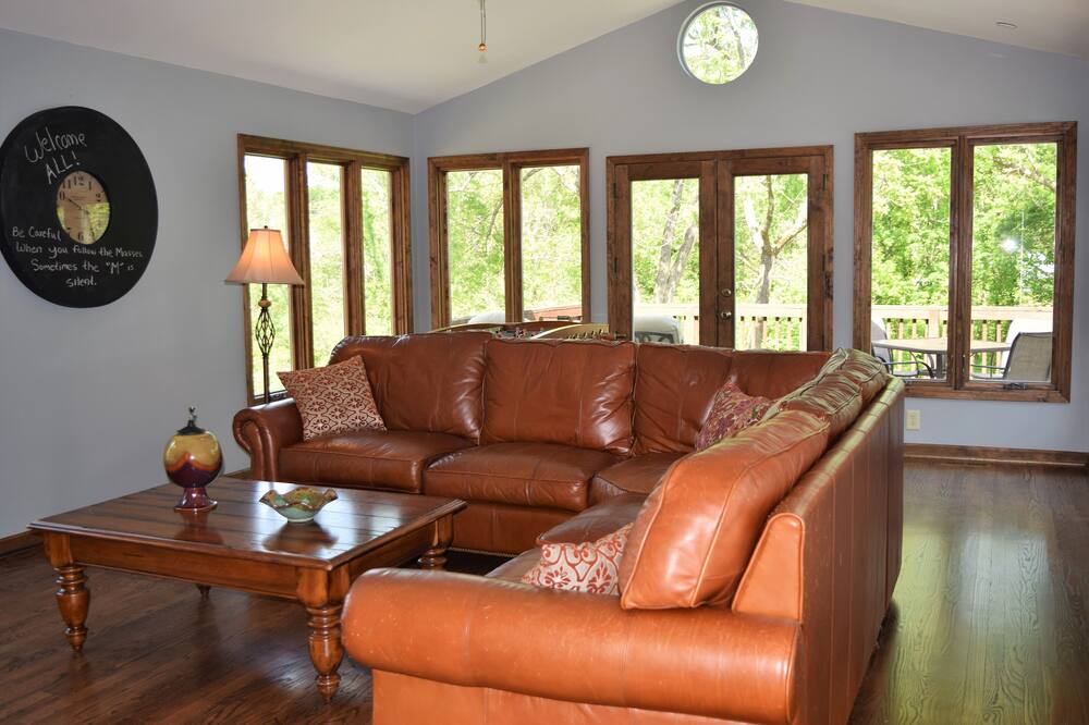 Photo of Livingroom in Lincolnton