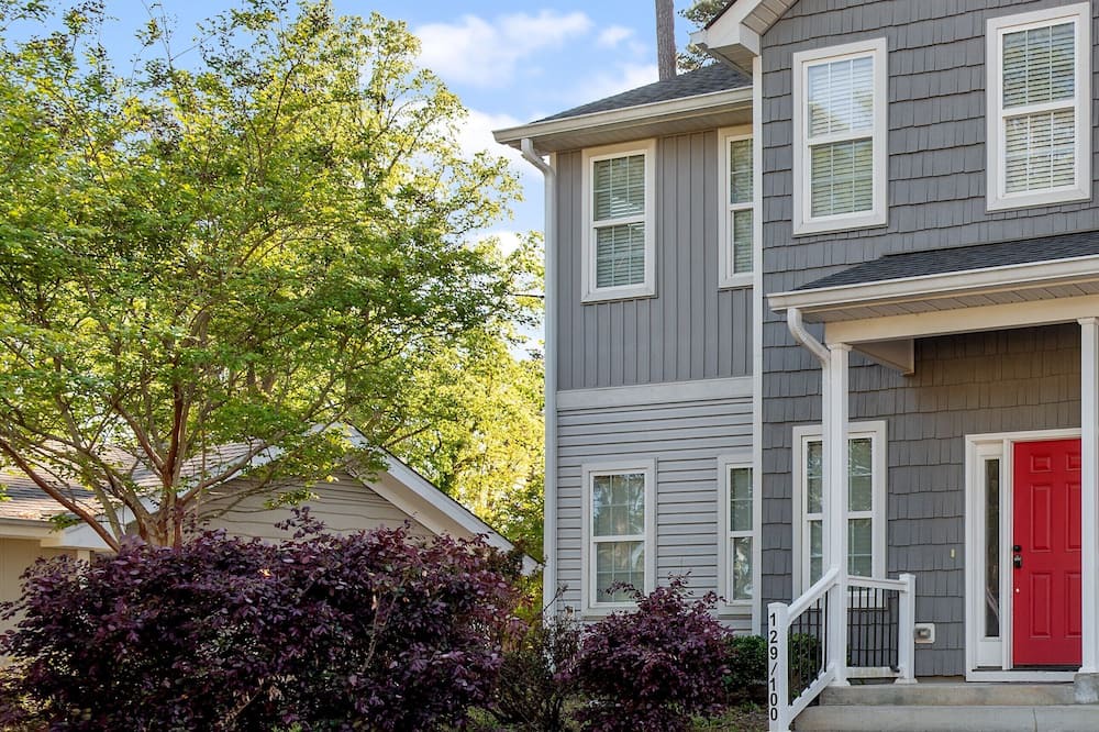 Photo of Outdoor in Southwest Raleigh