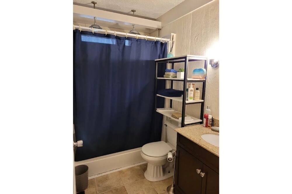 Photo of Bedroom in Smithville