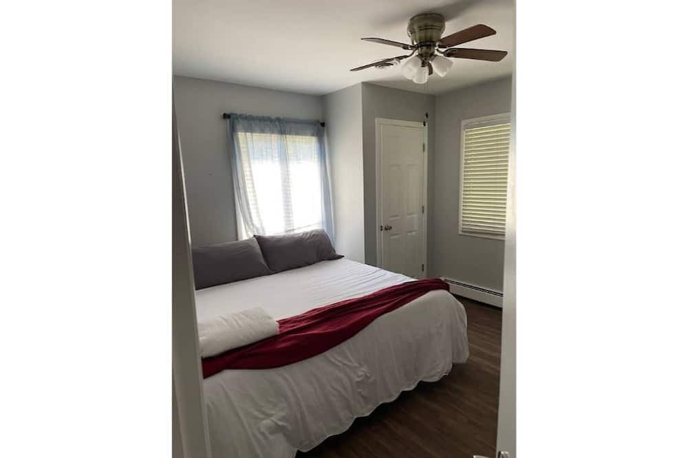Photo of Bedroom in Jamestown