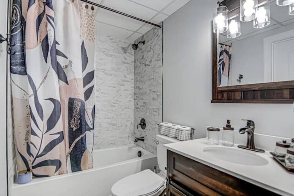 Photo of Bathroom in Jamestown