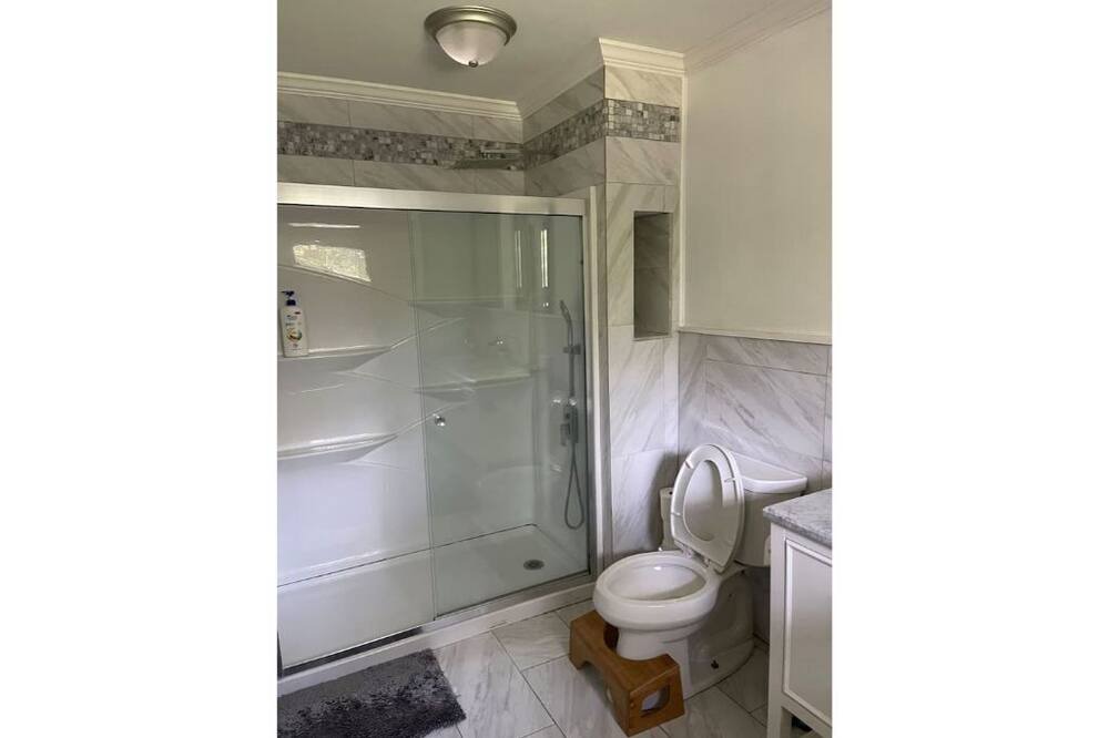 Photo of Bathroom in Jamestown