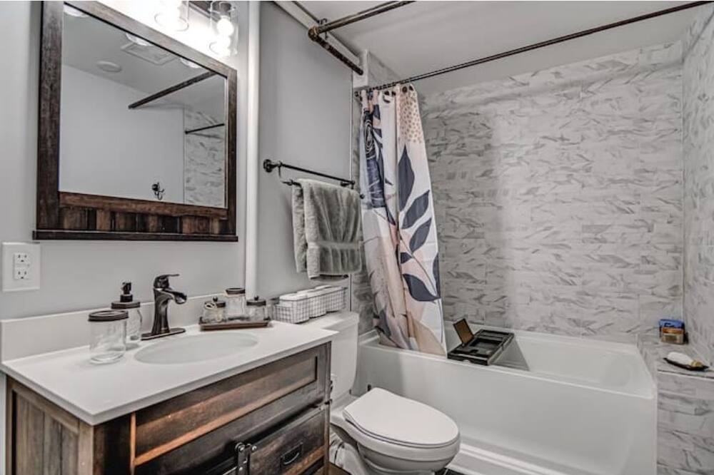 Photo of Bathroom in Jamestown